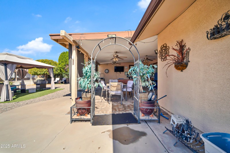 10842 W Sarabande Cir-33