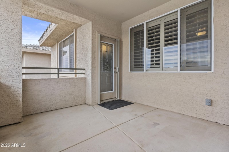 Private Bdrm Exit to Patio