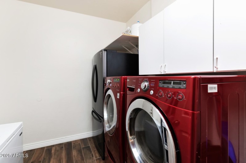 Full Size Front Load Washer & Dryer