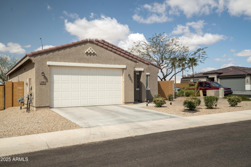 High Res 3 - 2583 N KENNA PL, Casa Grand