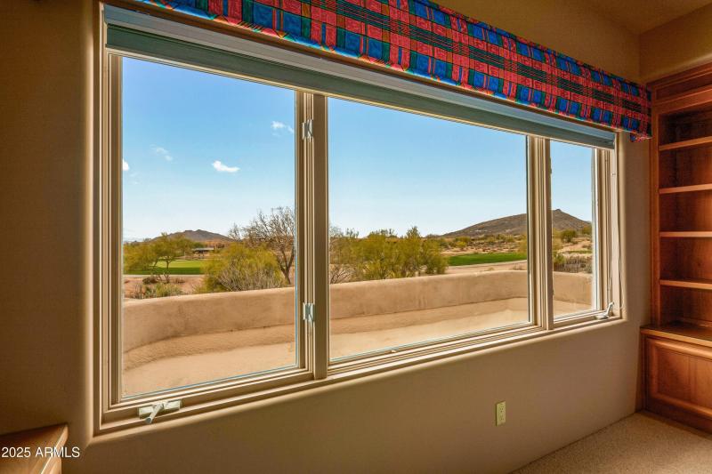 036_Guest #1 Ensuite Views