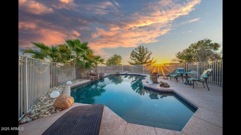GATED PEBBLE TECH POOL