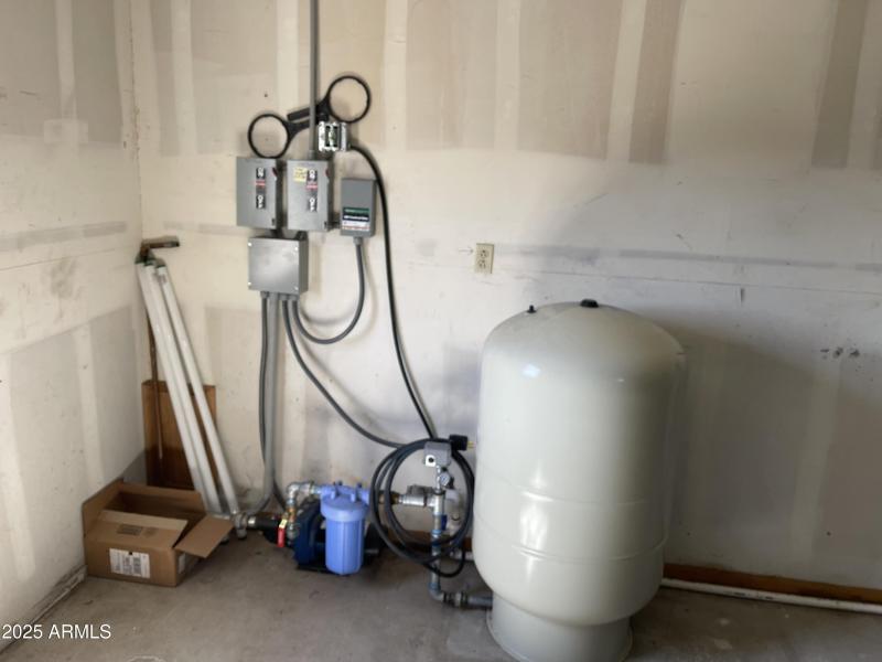 19 well filter and tank