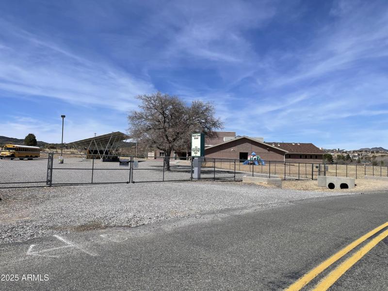 35 school model creek