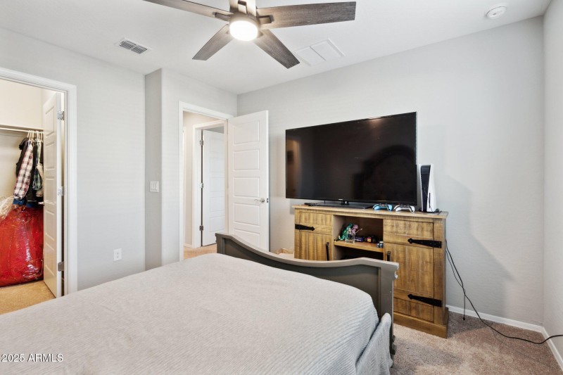 40-web-or-mls-25451-n-164th-dr