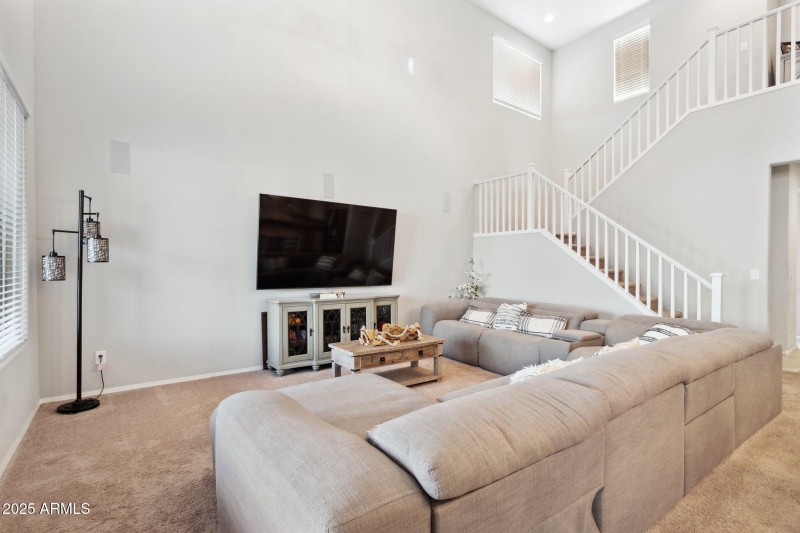 4-web-or-mls-25451-n-164th-dr