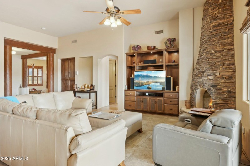 Great Room w/Rock Fireplace