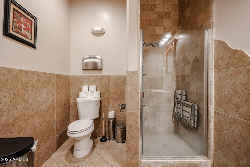 BATHOOM #1
