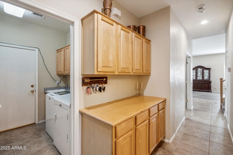 21-Hall to Laundry Area
