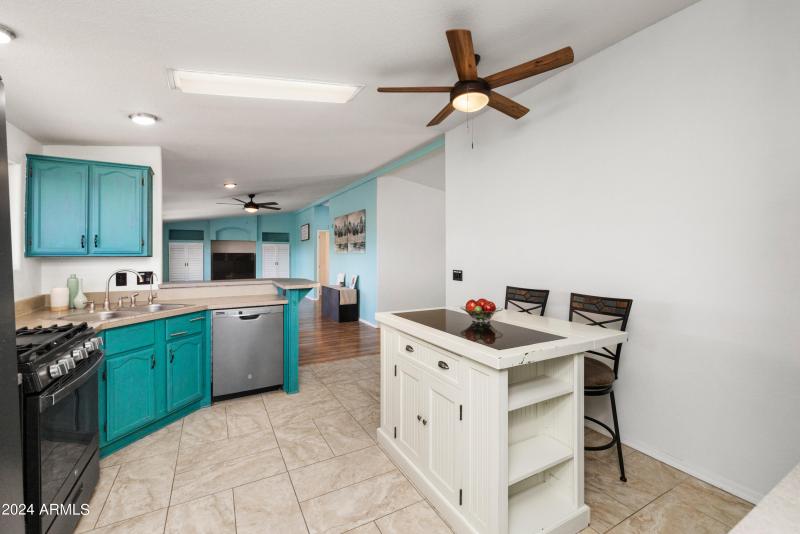 Kitchen with Island