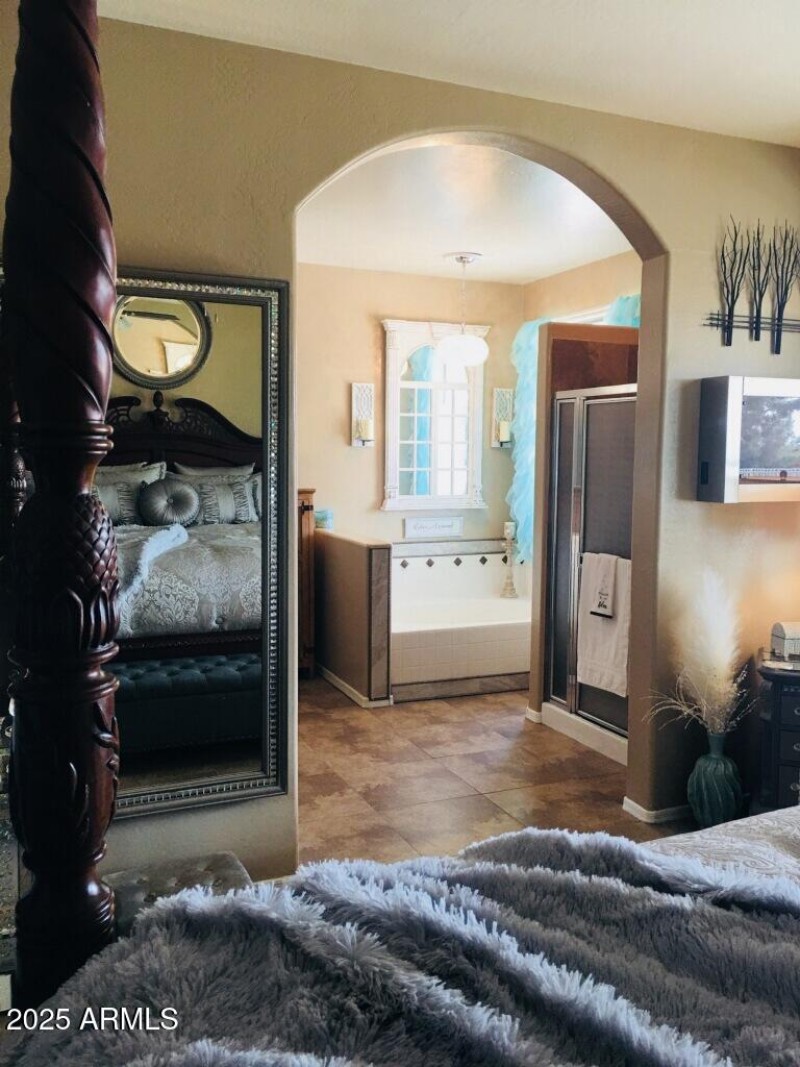 MASTER BEDROOM VIEW TO BATHROOM