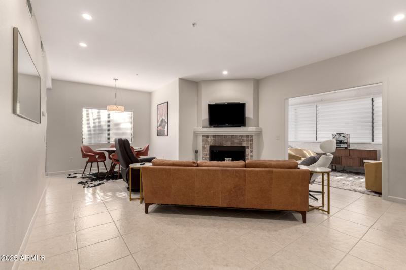 05 - Thompson Peak 15050