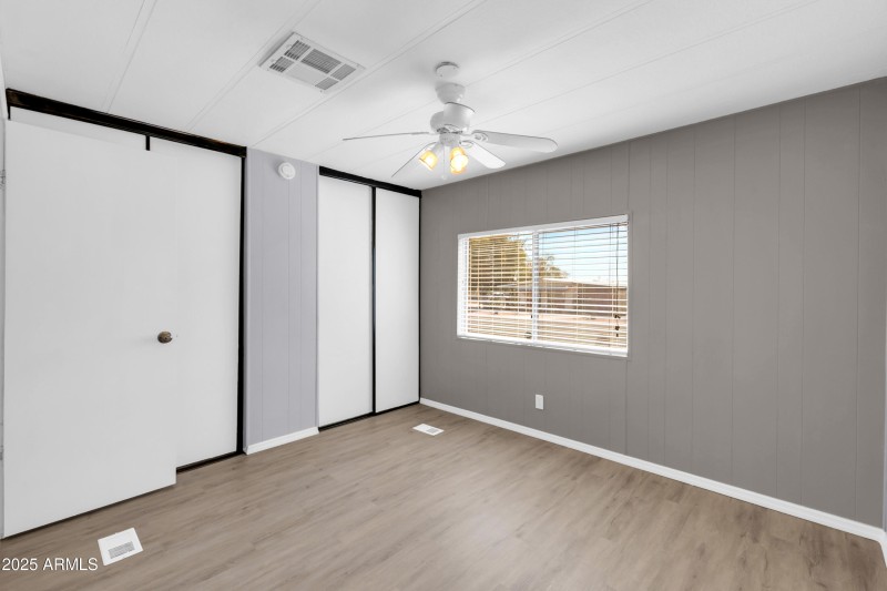 9472 E Escondido Ave-27