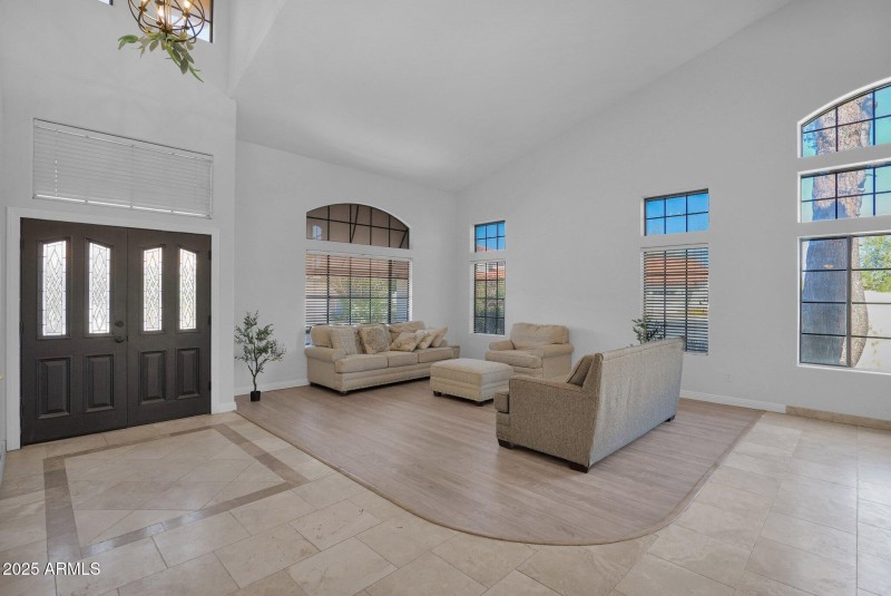 7-web-or-mls-P1154972