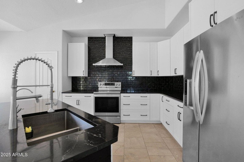 12-web-or-mls-P1154985