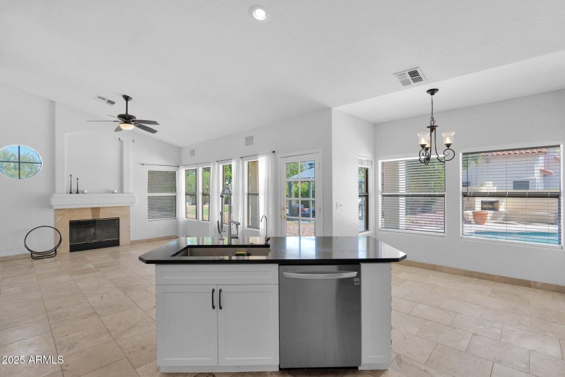 13-web-or-mls-P1154986