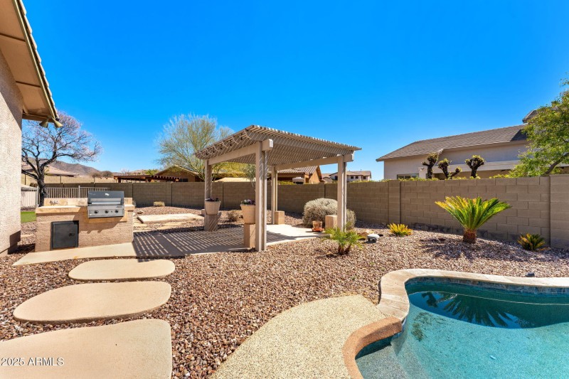 Meticulously Manicured Back & Side Yards