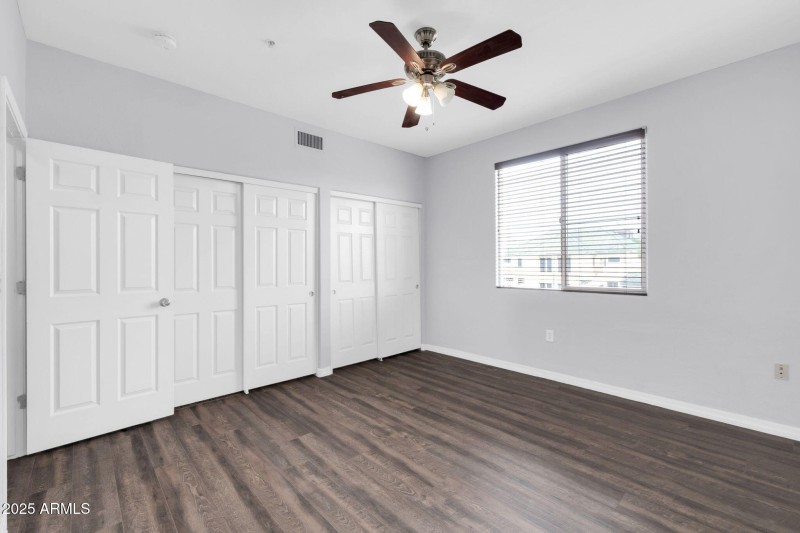 706 E Washington St-20