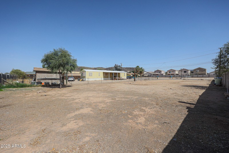 2961 W. Foothill looking east