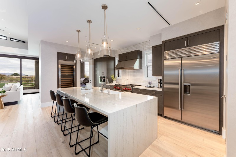 Chef's kitchen
