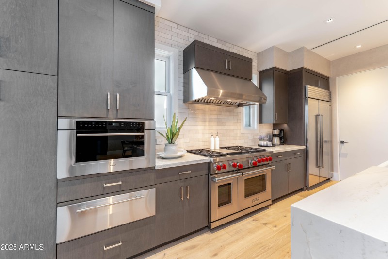 Chef's kitchen