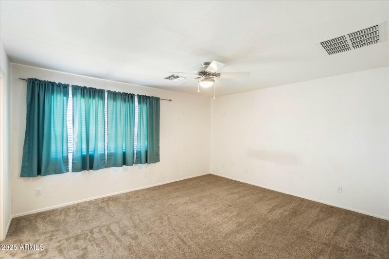 Upstairs Master Suite