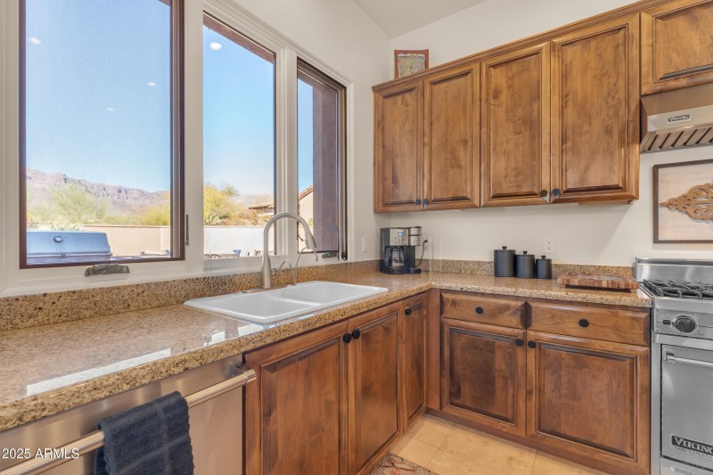 Kitchen 3