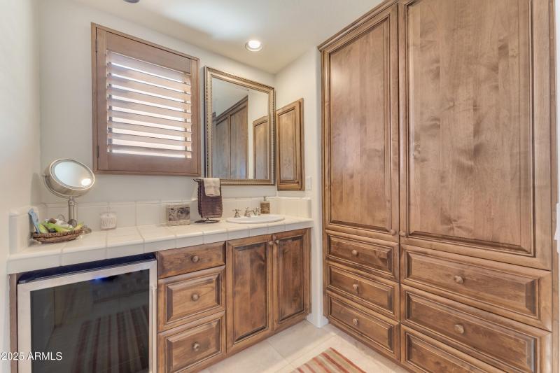 Casita Bathroom 1