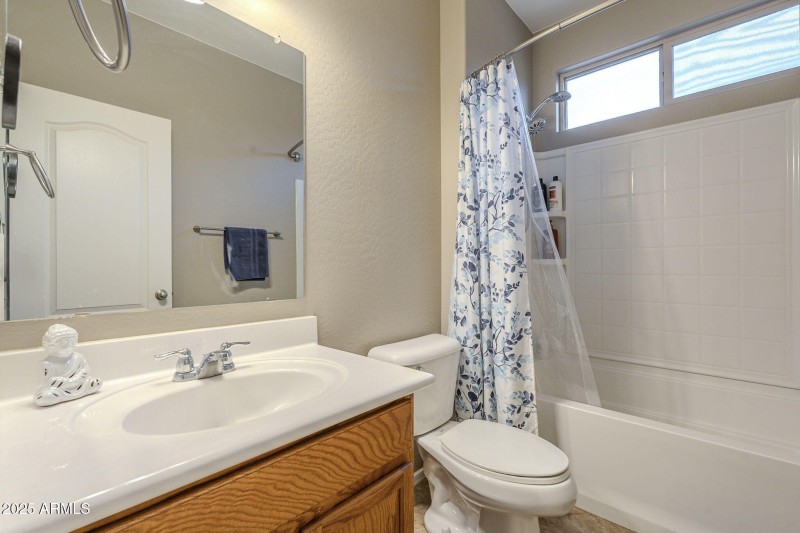 Downstairs guest bathroom