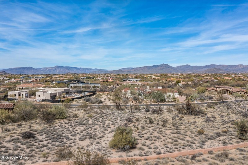 07-8395 E Leaning Rock Road #187 (7 of 2
