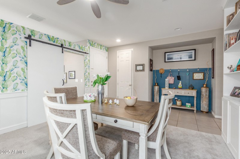 Breakfast nook