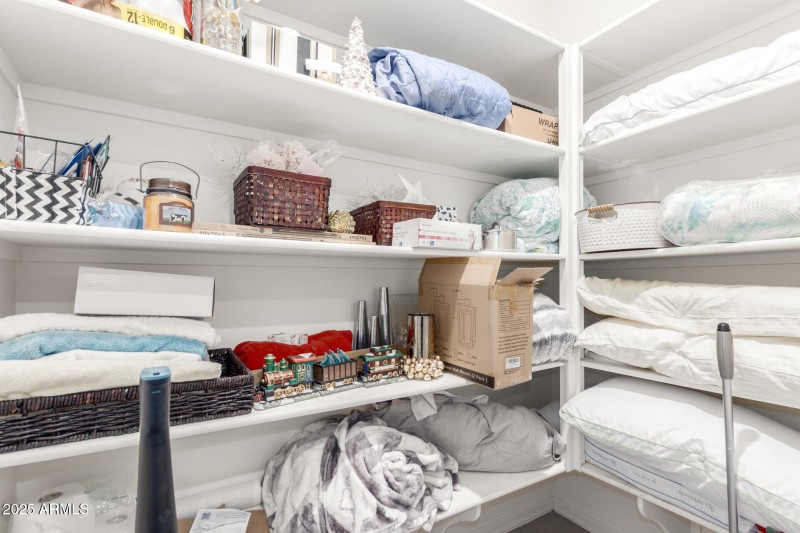 towel space