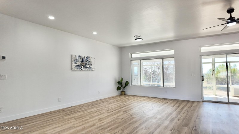 dji_mimo_20250321_113942_20250321113943_