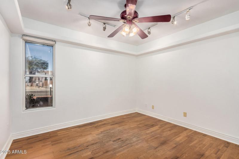 2 BR 1