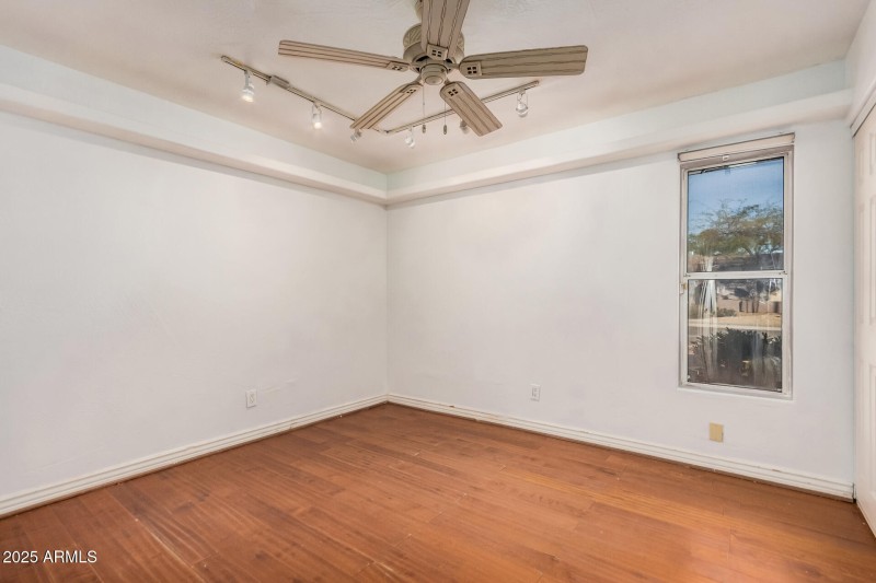 3 BR 1