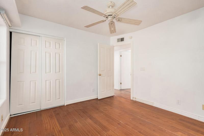 3 BR 2