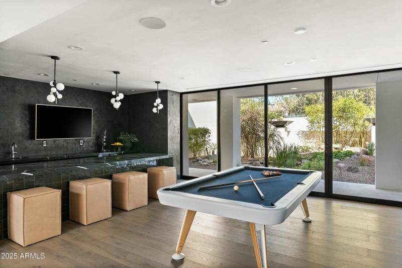 Bar / Pool Room