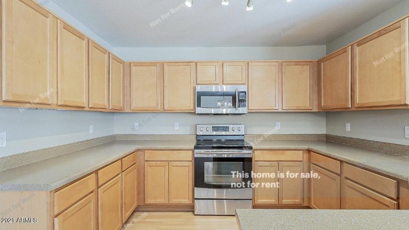 548923CA-0F23-4D37-B884-5E1A87D18064