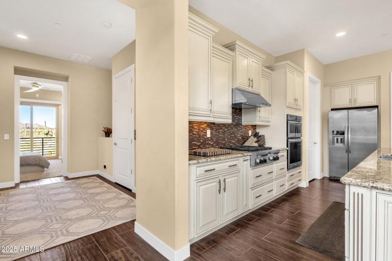 9-web-or-mls-27000-n-alma-school-pkwy-20