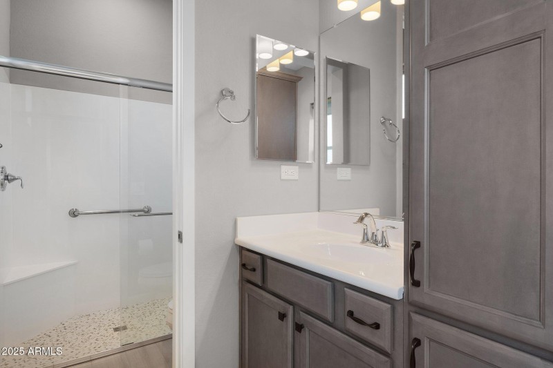 Casita bath