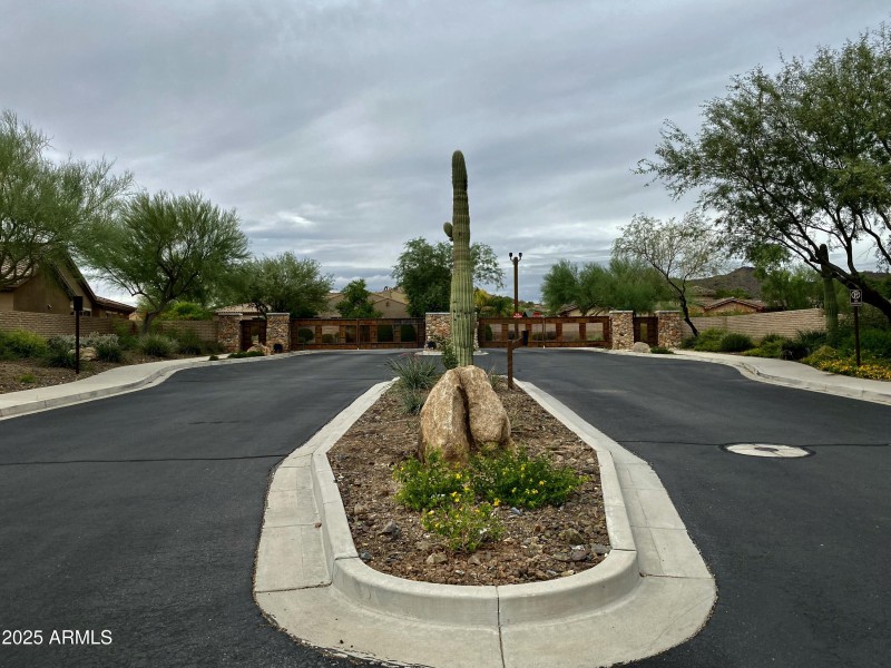 Alta Vista Entry