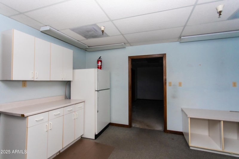 Lipovic Park Office 204 Kitchen