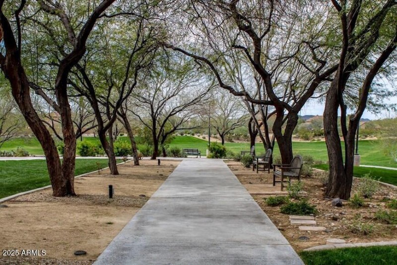 walk way