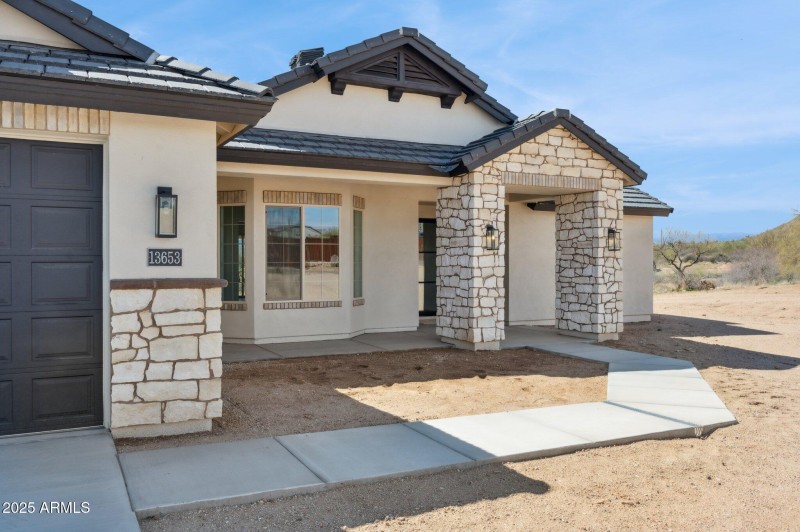 4-web-or-mls-13653-e-aloe-vera-dr