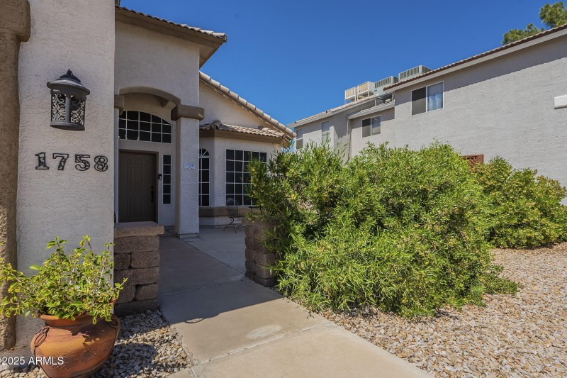 5-web-or-mls-74th-5