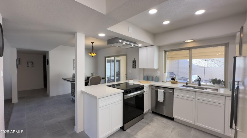 New kitchen