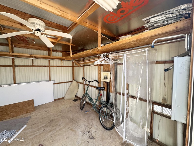FAN/ELECTRICITY INSIDE SHED