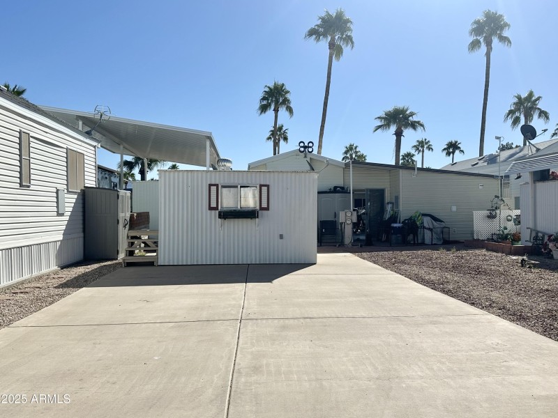 STORAGE SHED