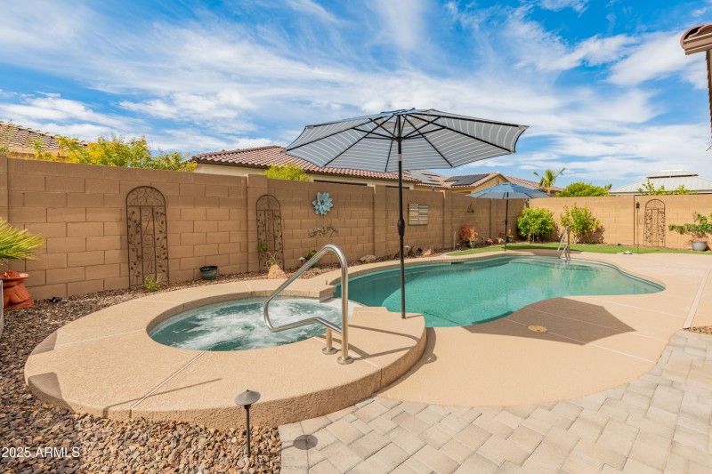 24270 N 173rd Ave-47