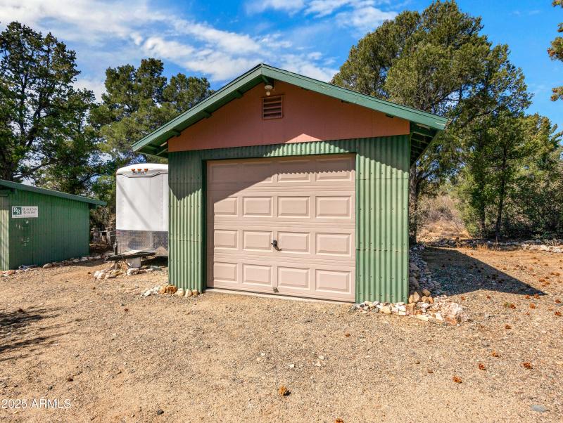 15555 S Middle Ridge Rd-30